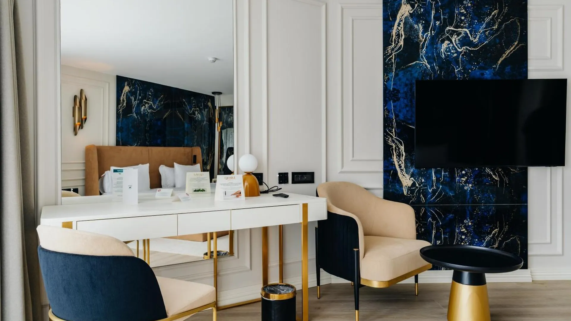 Qlusive Hotel Kusadası 5*,  Turcia