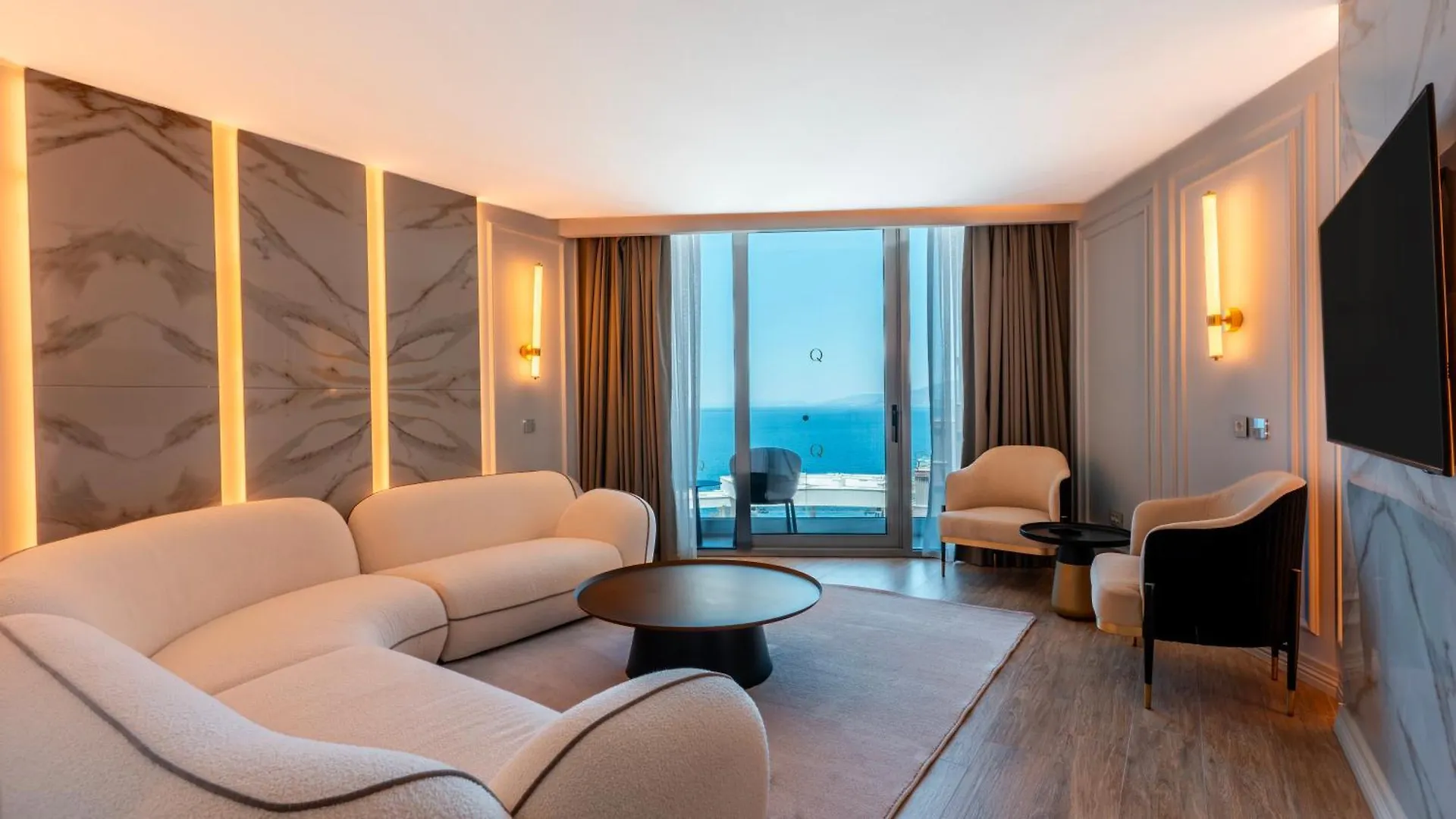 Qlusive Hotel Kusadası Turcia