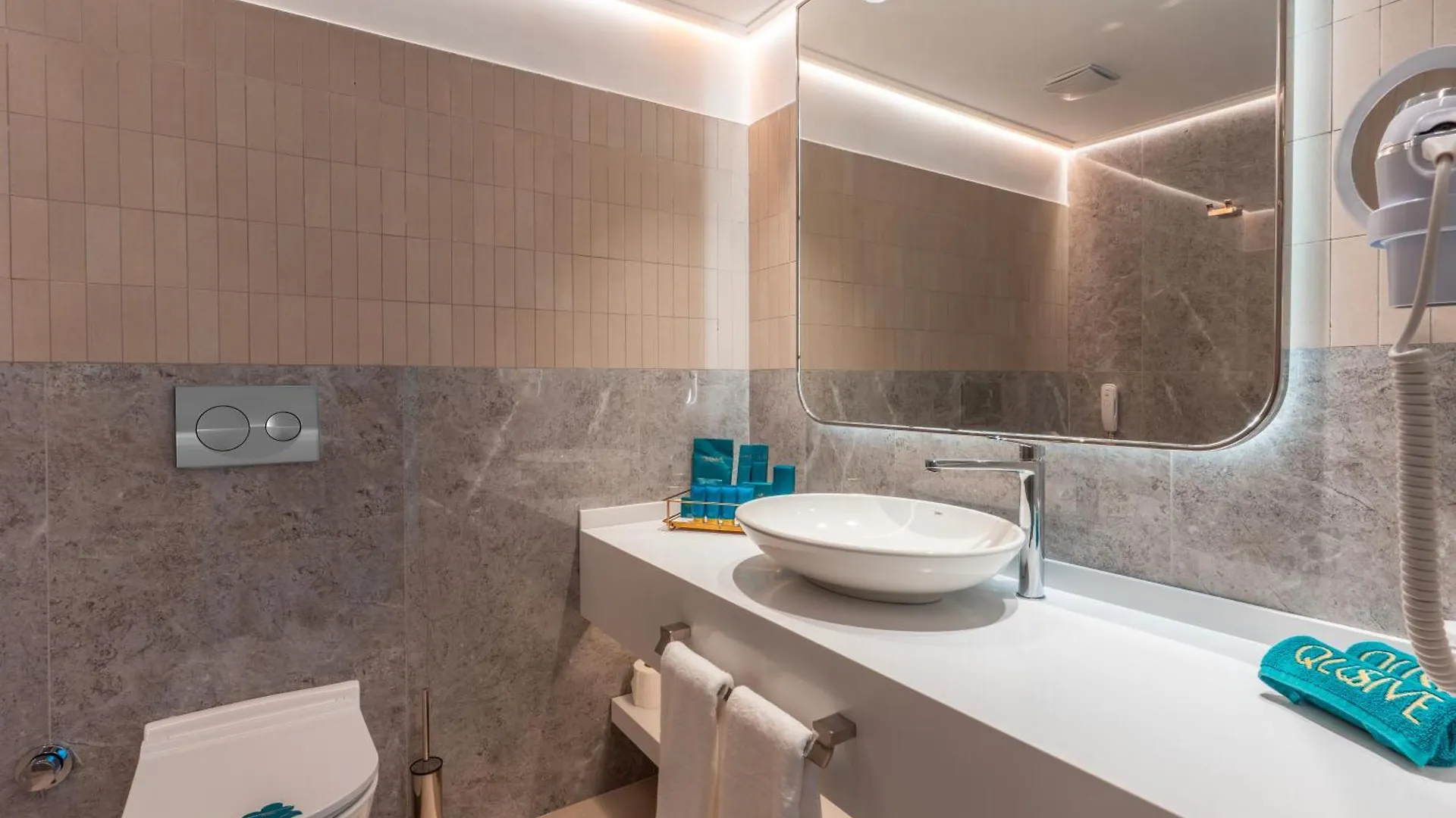 Qlusive Hotel Kusadası