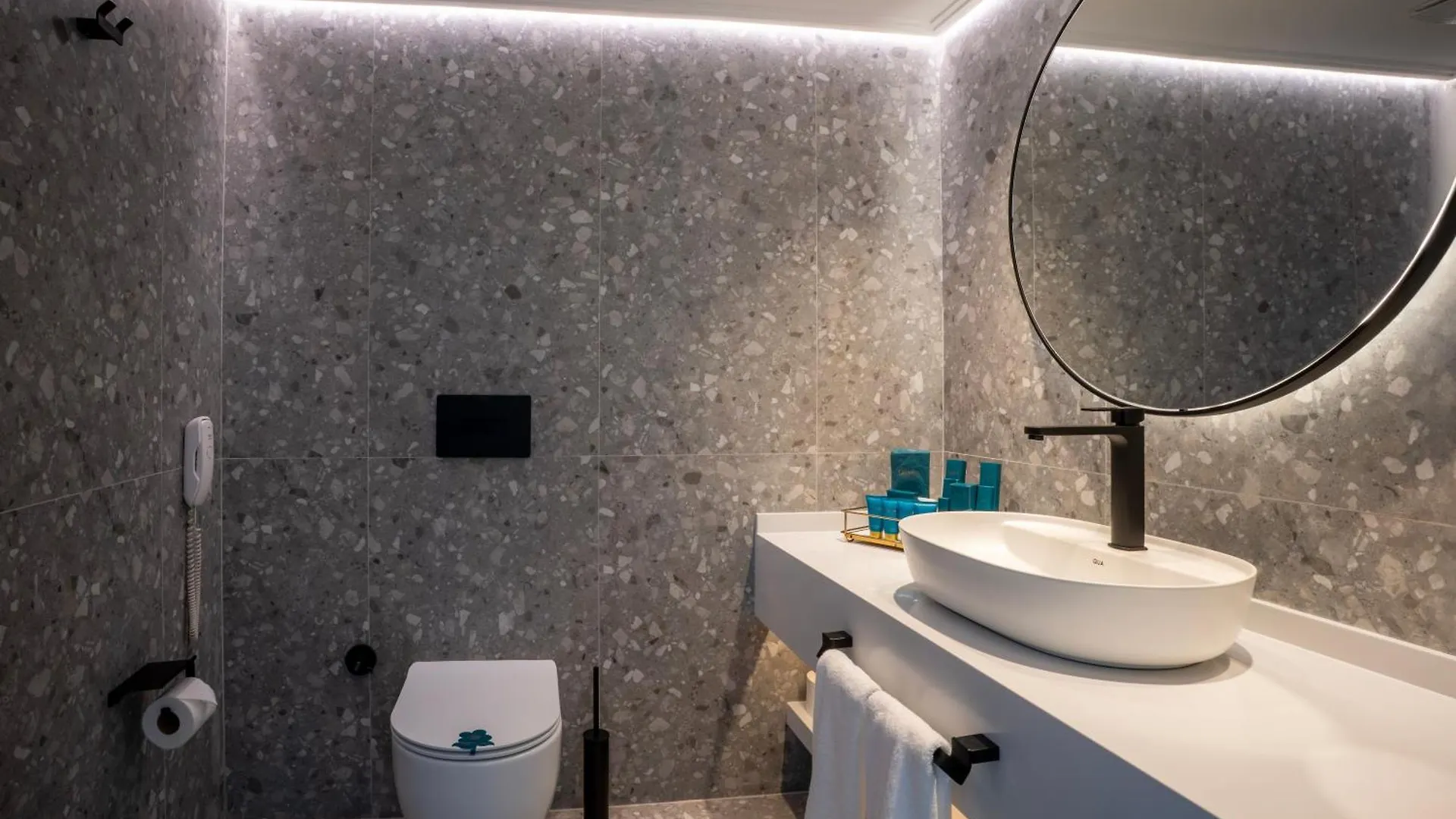 Qlusive Hotel Kusadası