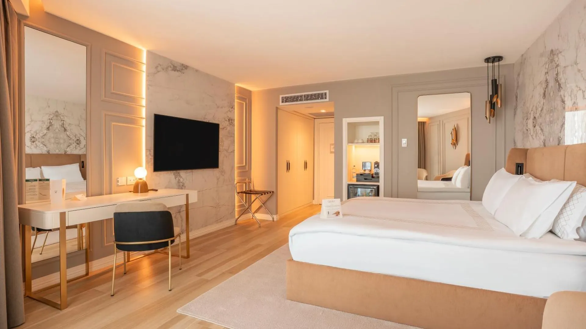 Qlusive Hotel Kusadası