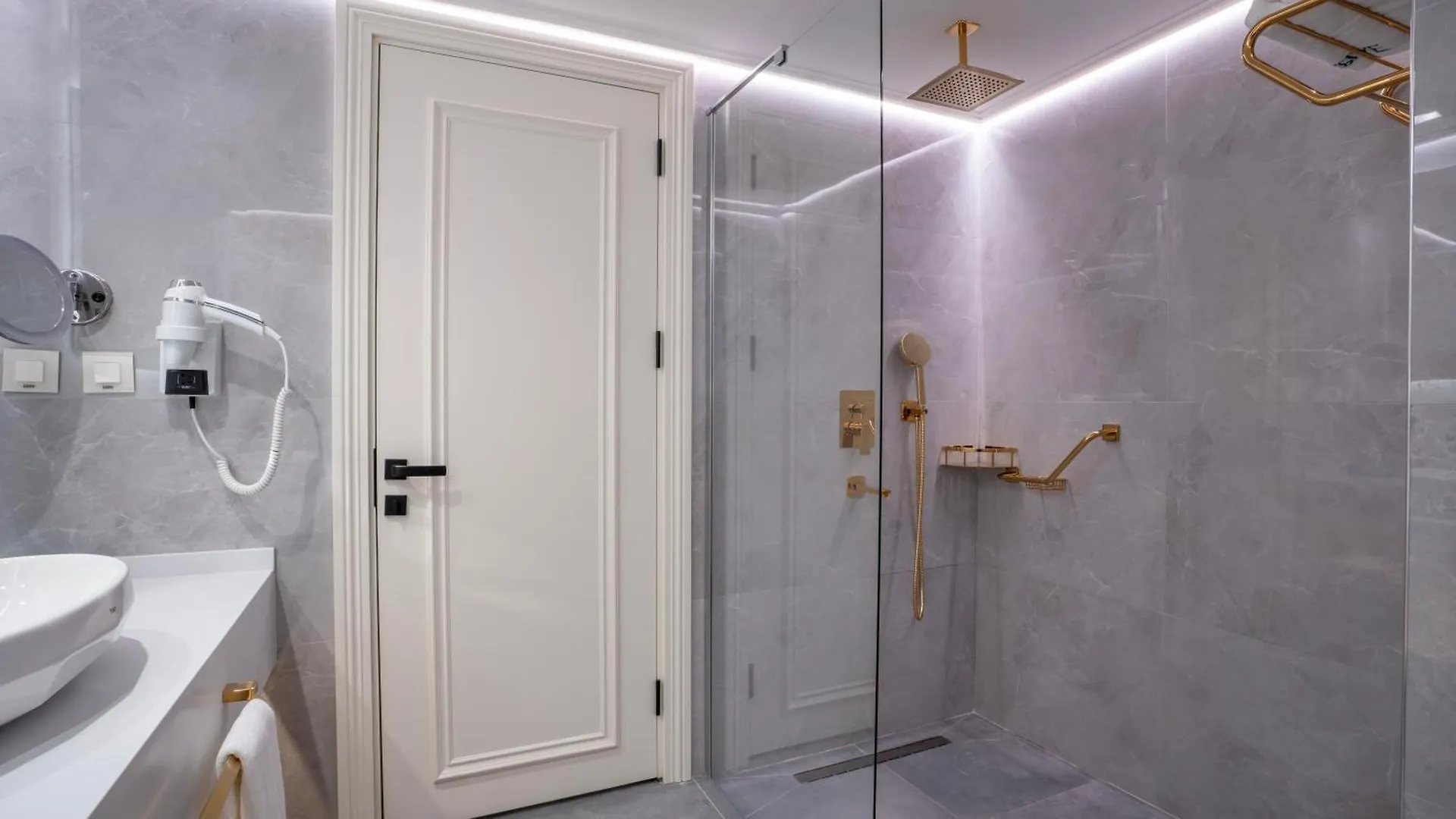 Qlusive Hotel Kusadası